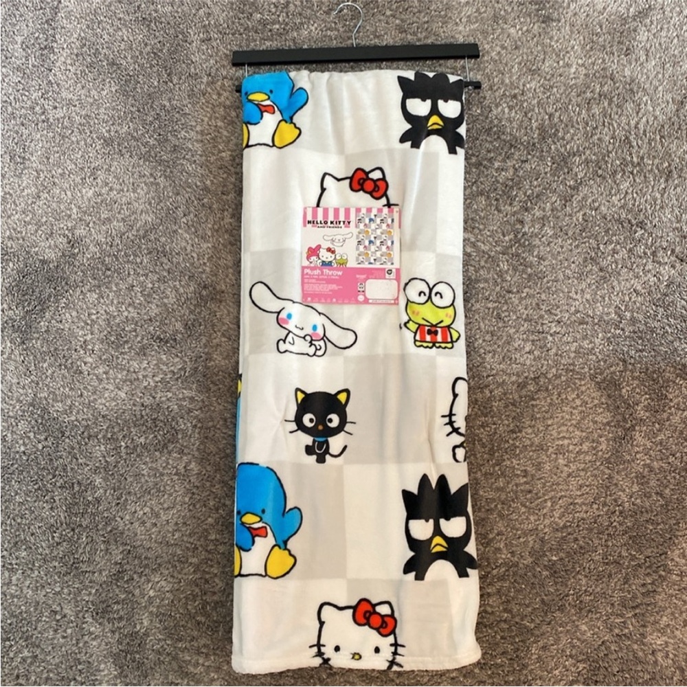 Hello Kitty And Friends Plush Throw Blanket New
